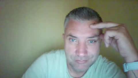 Snapshot of blueiceman5 chatting on 11/09/25, 12:25 blueiceman5 online show from 11/09/25, 12:25