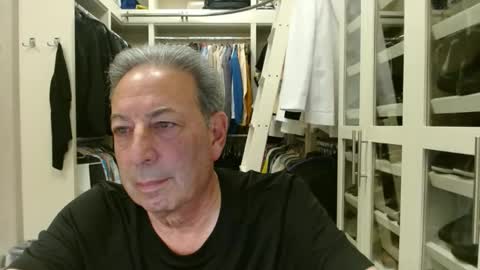 blueisles online show from 02/09/25, 07:41