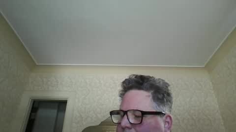 bluemoose70 online show from 01/10/25, 04:51