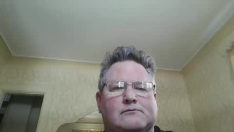 bluemoose70 online show from 02/28/26, 04:52