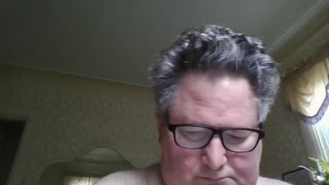 Snapshot of bluemoose70 chatting on 06/18/26, 05:28 bluemoose70 online show from 06/18/26, 05:28