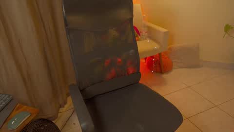 FLORAA online show from 09/28/25, 08:52