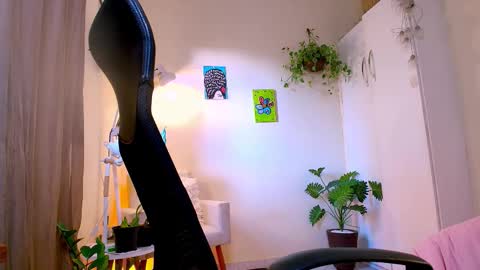 FLORAA online show from 02/16/26, 09:49