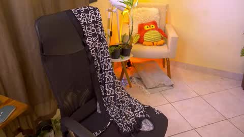 FLORAA online show from 03/07/26, 03:20