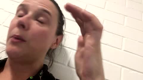 Snapshot of bluexstacey chatting on 11/07/25, 09:09 Stacey online show from 11/07/25, 09:09