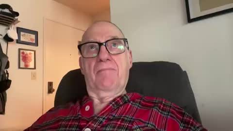 Blueyedudeseattle online show from 04/19/26, 04:06