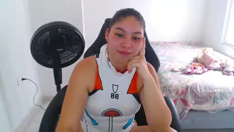  Hey guysI am BrendaWelcome my room online show from 04/26/26, 09:12