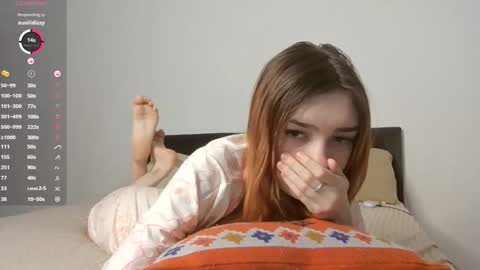 Snapshot of blush_lover chatting on 10/21/25, 10:05 Kate online show from 10/21/25, 10:05