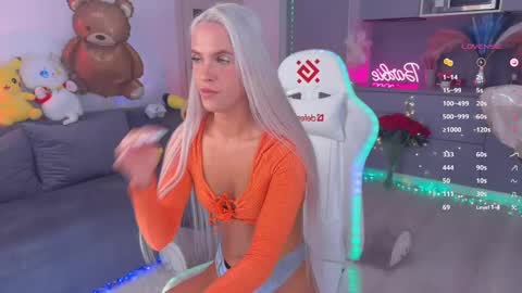 Mikki chan online show from 02/21/25, 09:13