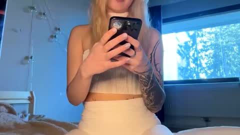 Delle online show from 03/06/26, 11:39