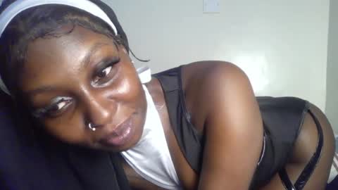 Belle online show from 03/29/26, 01:16