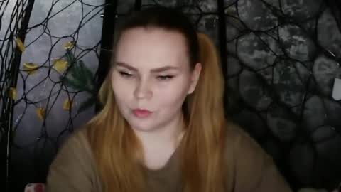 blushing_star online show from 04/21/26, 03:50