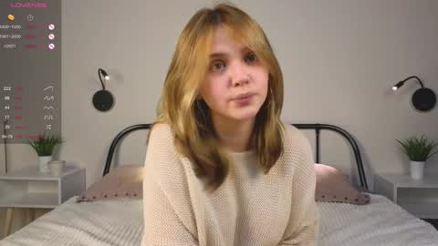 Erica online show from 12/02/24, 04:20