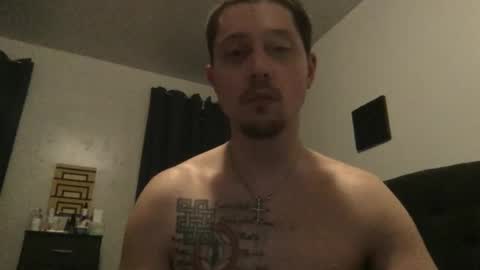 Snapshot of bmiichael327 chatting on 11/25/25, 08:03 bmiichael327 online show from 11/25/25, 08:03