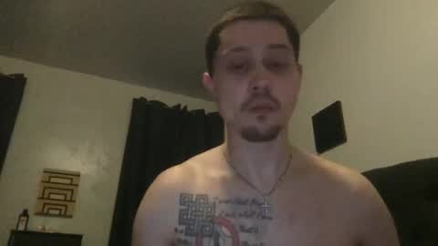 Snapshot of bmiichael327 chatting on 01/14/26, 05:24 bmiichael327 online show from 01/14/26, 05:24