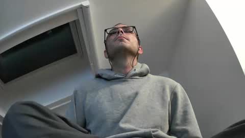 Snapshot of bo22222222 chatting on 09/16/25, 08:21 bo22222222 online show from 09/16/25, 08:21