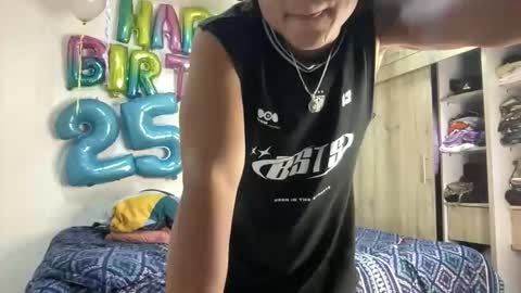 Bob  INDEPENDENT MODEL online show from 10/01/25, 02:50