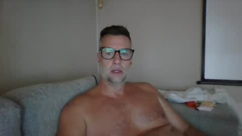 Snapshot of bobberman78 chatting on 07/18/26, 02:38 Dan online show from 07/18/26, 02:38