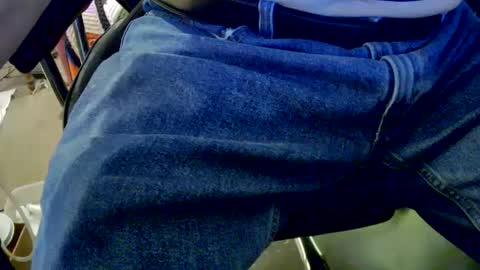 Snapshot of bobbie420_ chatting on 12/14/24, 03:07 bobbie420_ online show from 12/14/24, 03:07