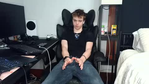 bobby72738 online show from 09/09/25, 03:39