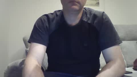 bobby_113 online show from 12/06/24, 01:29