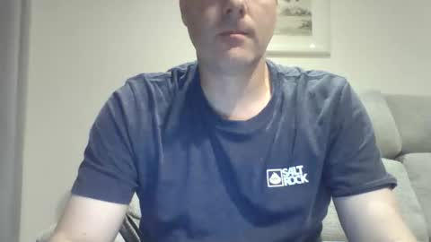 bobby_113 online show from 09/21/25, 12:45