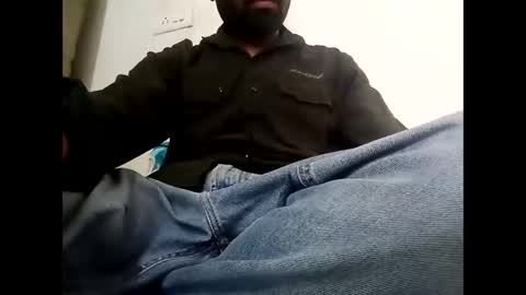 bobby_horny03 online show from 03/21/26, 07:02