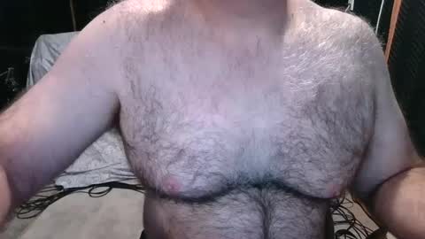 Snapshot of bobbyhill27b chatting on 10/07/25, 05:21 BobbyHill27b online show from 10/07/25, 05:21