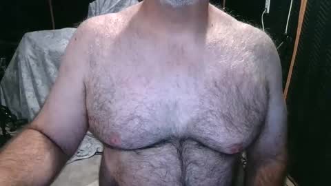 Snapshot of bobbyhill27b chatting on 11/05/25, 05:13 BobbyHill27b online show from 11/05/25, 05:13