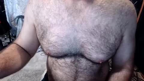 Snapshot of bobbyhill27b chatting on 06/07/26, 01:48 BobbyHill27b online show from 06/07/26, 01:48