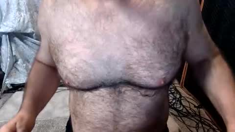 Snapshot of bobbyhill27b chatting on 06/09/26, 01:45 BobbyHill27b online show from 06/09/26, 01:45