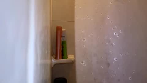 bobfish663 online show from 09/29/25, 06:40