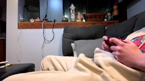 bobfish663 online show from 04/12/26, 04:34