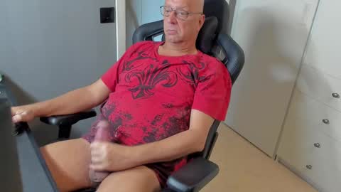 bobo_k online show from 02/16/25, 12:54