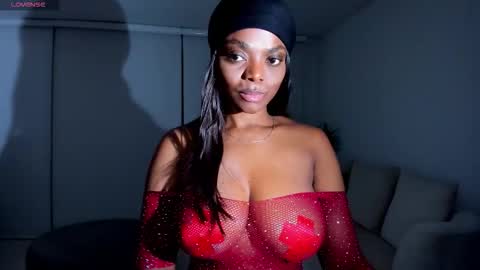 danna online show from 09/10/25, 09:42