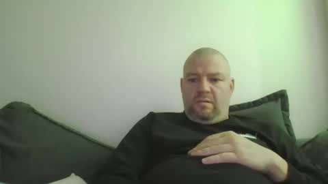 bodyzipper09 online show from 11/24/25, 12:38