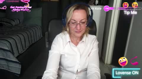 Ningifun couple online show from 10/31/25, 05:03