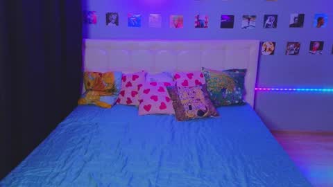 ALEXPVT IS OPEN online show from 02/06/25, 06:51