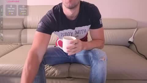 Snapshot of boiteasex chatting on 05/09/26, 03:56 boiteasex online show from 05/09/26, 03:56