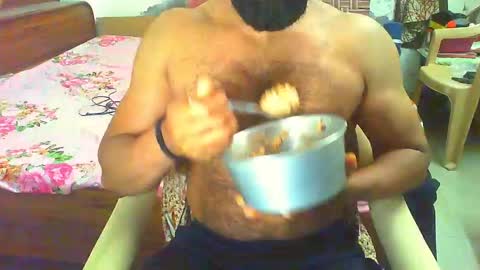 Snapshot of boldinddude chatting on 06/06/26, 12:21 Chris B online show from 06/06/26, 12:21