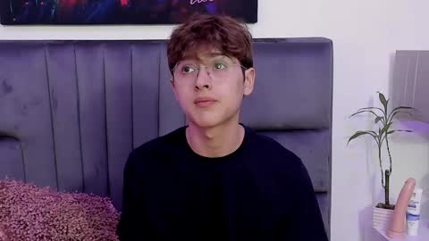 Boleyn online show from 01/03/25, 12:19