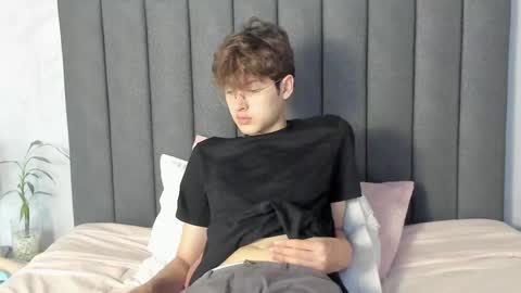 Boleyn online show from 01/25/25, 12:26