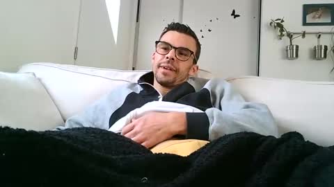 bomale89 online show from 02/21/25, 12:28