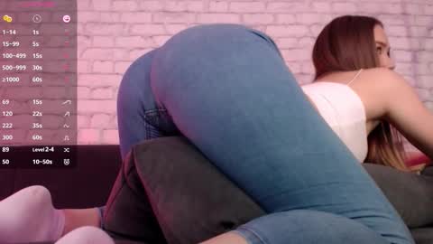 Snapshot of bonbon_aria chatting on 11/28/25, 11:13 Aria online show from 11/28/25, 11:13