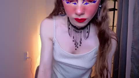 Karen online show from 04/21/26, 04:12