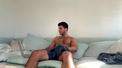 Bondi online show from 02/05/25, 09:40