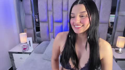 bonet_iris online show from 04/23/26, 07:27