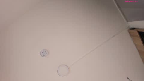 bonet_iris online show from 07/25/26, 11:08