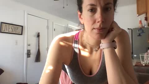 Snapshot of bonfirebonnie chatting on 02/20/25, 02:13 Bonnie online show from 02/20/25, 02:13