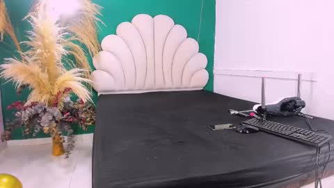 bonieklent online show from 02/18/25, 04:15